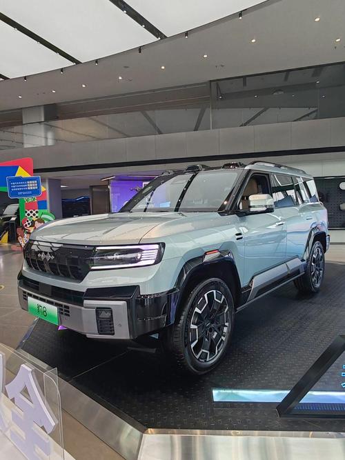 东莞石排镇振福时企业管理咨询比亚迪方程豹硬派越野的爆款，英菲尼迪35周年与你共成长